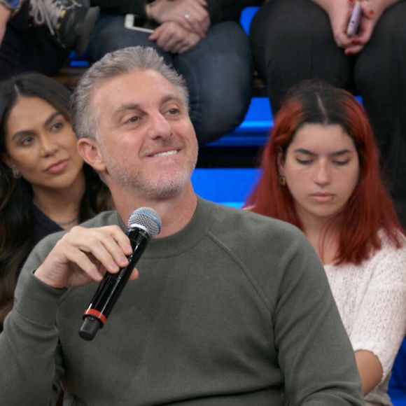 Luciano Huck recebeu no palco do 'Domingão' nomes como Cauã Reymond, Carolina Dieckmann e Tais Araújo