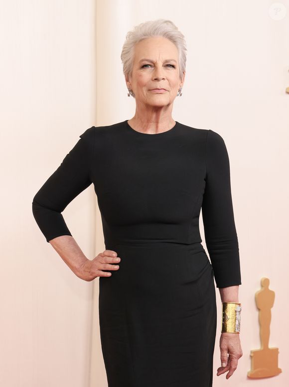 Em entrevista, Jamie Lee Curtis disse ter se arrependido de uma cirurgia plástica feita por pressão estética aos 25 anos