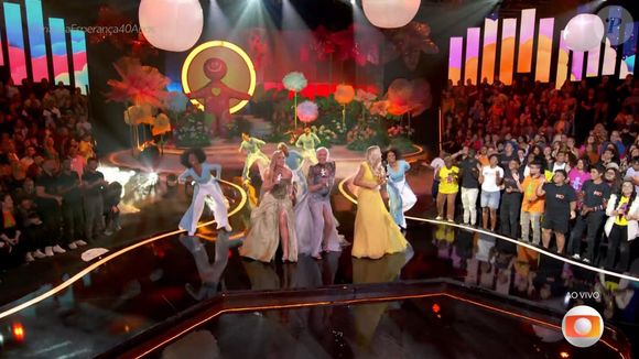 Xuxa, Angélica e Eliana emocionam na abertura do 'Criança Esperança 2025' ao cantar 'Lua de Cristal'