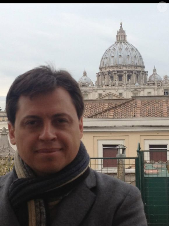 O jornalista Gerson Camarotti já virou referência na TV Globo quando o assunto é a cobertura de eventos históricos de um papa