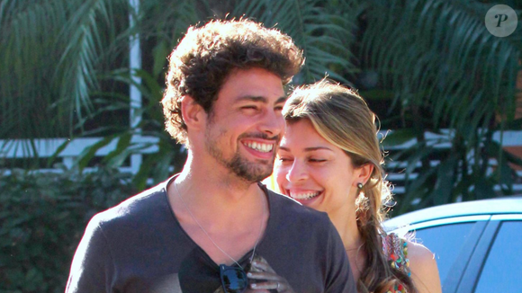 Separação de Grazi Massafera e Cauã Reymond: em conversa com o Purepeople, uma pessoa da família da atriz afirmou que os parentes ficaram aliviados com o fim do casamento