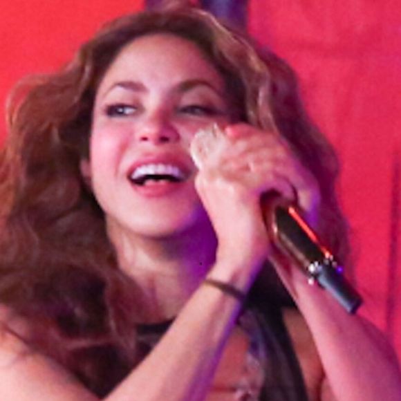 Shakira fez ótimo ensaio na noite desta sexta, 1º de maio, com participações especiais