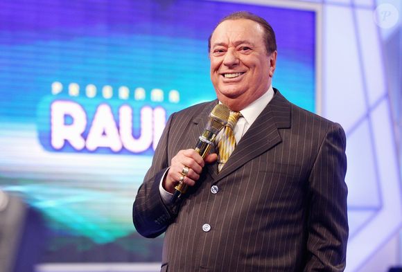 Raul Gil internado: aos 87 anos, apresentador foi para o hospital após fortes cólicas, relatou seu filho, Raulzinho