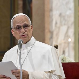 Papa Leão XIV tem aprovação de 73% entre católicos brasileiros, mas pesquisa mostra que carisma de Francisco segue como referência