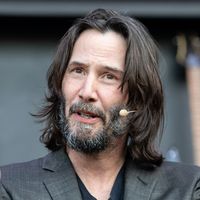 Frase do dia de Keanu Reeves, famoso ator de Hollywood, sobre o sucesso: 'Dinheiro não significa nada para mim. Ganhei muito dinheiro, mas quero aproveitar a vida e não me estressar aumentando minha conta bancária'