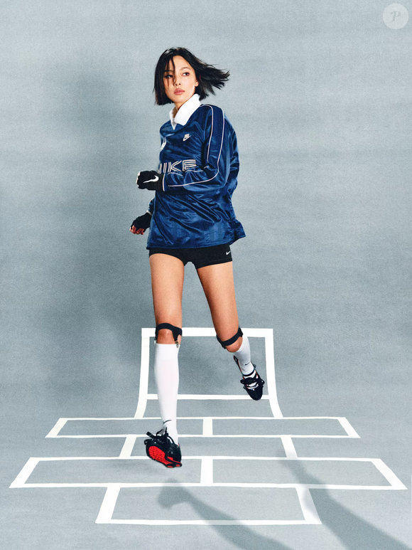 Inspiradas em referências orientais, os Nike Shox Z Calistra x LABELHOOD transformam elementos tradicionais em uma proposta fashion contemporânea