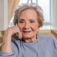 O último adeus à Glória Menezes: família toma decisão importante envolvendo velório e sepultamento da icônica atriz de 91 anos. 'Momento de imensa tristeza'