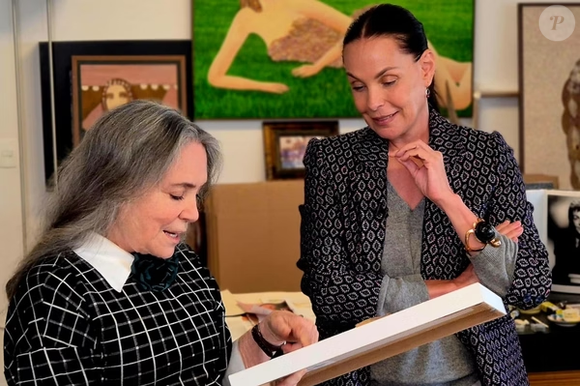 Neste último domingo (1º), o programa Domingo Espetacular, da Record TV, exibiu um reencontro marcante entre as atrizes Regina Duarte e Carolina Ferraz, após cinco anos de afastamento devido a um desentendimento político.