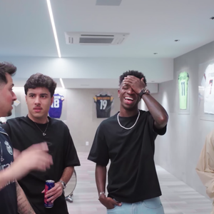 Vini Jr. mostrou os detalhes de sua mansão na Barra da Tijuca, no Rio de Janeiro, para o canal do YouTube da 'Loud Sports'