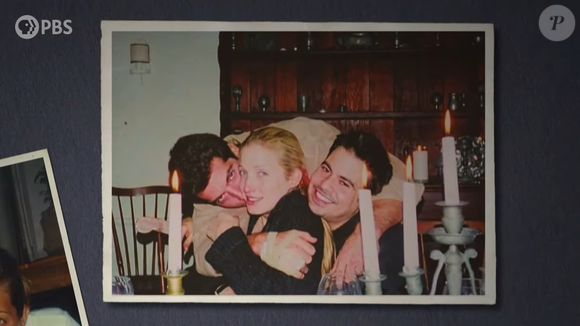 Ainda de acordo com coluna a relação entre os dois começou nos tempos em que trabalhavam na Calvin Klein. Eles chegaram a morar no mesmo prédio e compartilhar espaços, criando uma amizade que marcaria a trajetória do designer