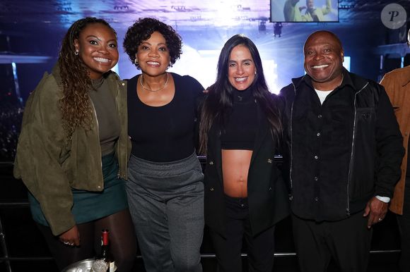 Gravidez de Carol Peixinho: mulher de Thiaguinho deixou à mostra barriga de grávida durante show do cantor