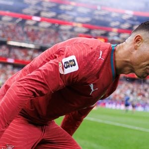 Novo empreendimento de Cristiano Ronaldo deve ser inaugurado em 2028 e tem capacidade estimada da fábrica é de 500 milhões a 600 milhões de litros de água engarrafada por ano