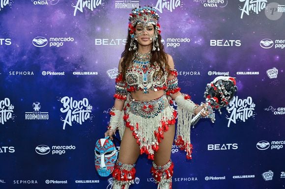 Antes do Bloco da Anitta, cantora confirma fim do namoro com Ian Bortolanza