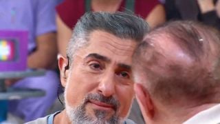 'Força demais': Marcos Mion faz homenagem a Renato Aragão, 91 anos, no 'Caldeirão', da Globo, mas é detonado pela web