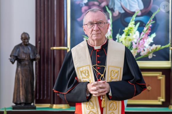 Considerado a 'principal aposta' na sucessão de Francisco, o Cardeal Pietro Parolin é secretário de Estado do Papa desde 2013, foi vice-ministro das Relações Exteriores do Papa Bento XVI e tem posição conservadora