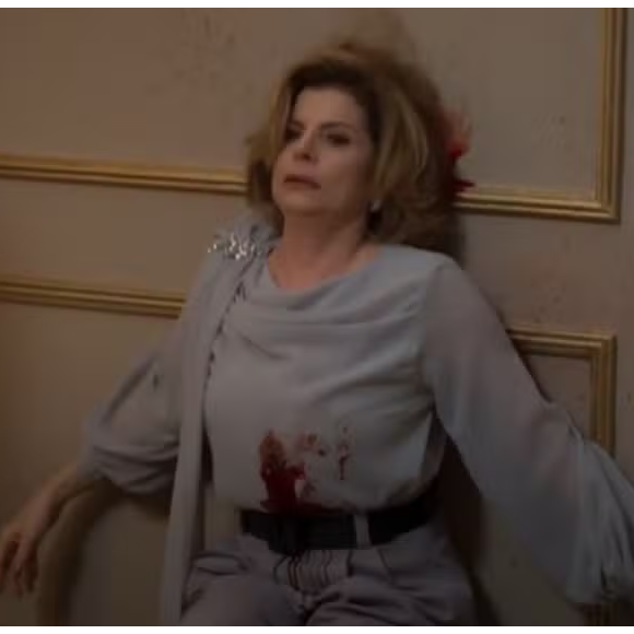 Odete Roitman (Debora Bloch) foi assassinada nesta segunda-feira (06)