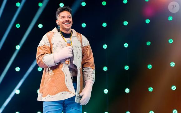 No palco do 'The Masked Singer', Paulo Lessa revelou que essa foi uma experiência desafiadora e divertida
