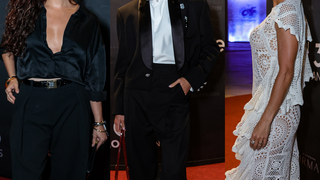 Bruna Marquezine de smoking, Sabrina Sato de crochê e Sophie Charlotte de decote profundo! +50 looks de famosas em evento de cinema no Rio de Janeiro