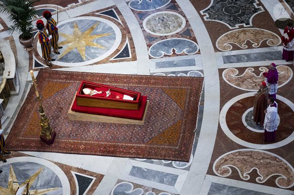 Papa Francisco morreu em 21 de abril de 2025; ele ficou quase 40 dias internado entre fevereiro e março