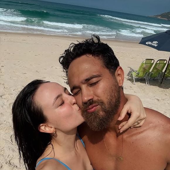 André Luiz Frambach e Larissa Manoela estão juntos desde julho de 2022. Antes de oficializarem o namoro, os dois chegaram a viver um breve envolvimento em 2021.