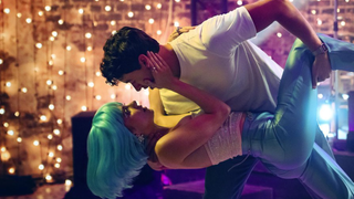 TUDO sobre 'De Férias com Você': o filme da Netflix para assistir hoje se você ama adaptações de livros de romance