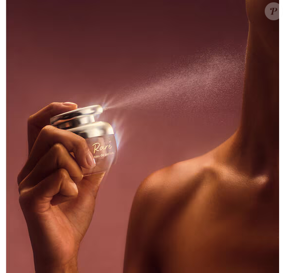 Frasco ergonômico desenvolvido com terapeutas facilita aplicação com qualquer parte da mão ou do corpo