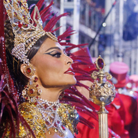 Juliana Paes desfalca desfile comemorativo da Viradouro, dá explicação vaga sobre motivo e é substituída às pressas