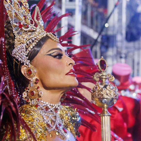 Juliana Paes desfalca desfile comemorativo da Viradouro, dá explicação vaga sobre motivo e é substituída às pressas