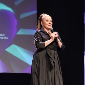 Vera Fischer participou do programa ‘Domingão do Faustão’ e negou ter feito um ataque pessoal a Xuxa: ‘Eu falei sobre um quadro do programa da Xuxa que não me agradou’