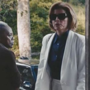 Em 'Vale Tudo', as pessoas suspeitaram de uma reviravolta na trama quando a vilã Odete Roitman (Debora Bloch) apareceu com a personagem de Nice (Teca Pereira).