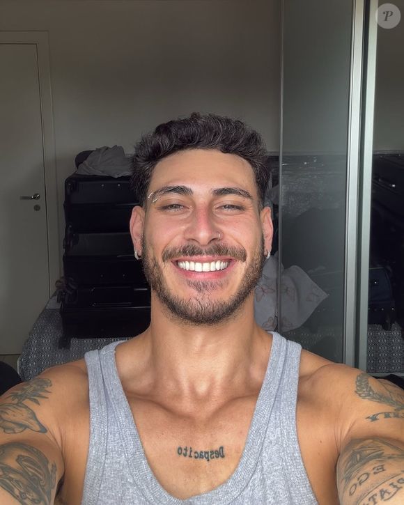 Nathalia Araujo comentou sobre a traição do ex-companheiro, João Pedro: 'Ele é um lixo. Para que todos vocês saibam aqui, pra não ficar lá pagando para ele não.'