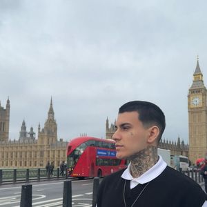 Arthur Urach também explica que as cenas da mãe são todas roteirizadas e nenhum ato sexual acontece sem estar previamente combinado