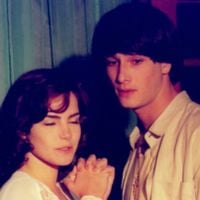 'Me machuquei de verdade. Fiquei marcado, mas não senti dor física': há 28 anos, Rodrigo Santoro errou na mão ao gravar cena de surra com chicote para série com Ana Paula Arósio