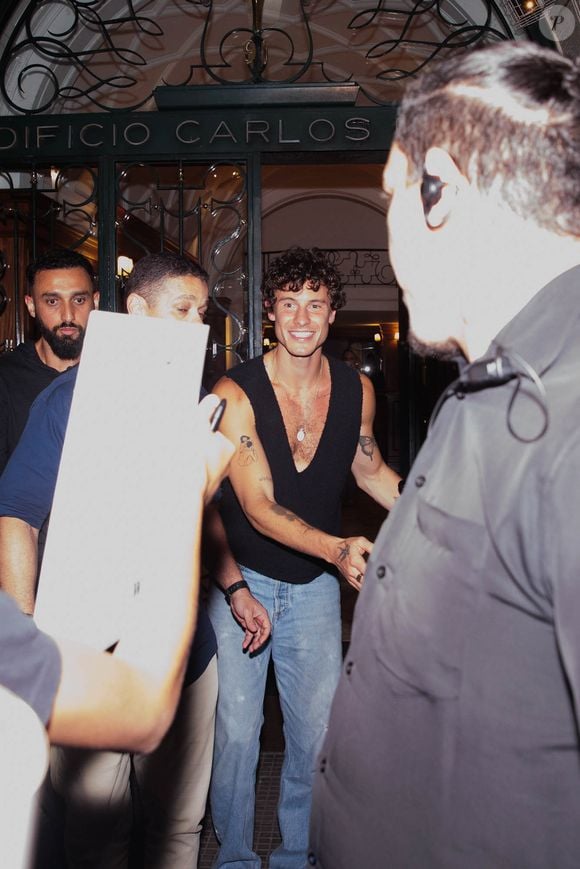 Shawn Mendes deixou a festa bem antes de Bruna Marquezine