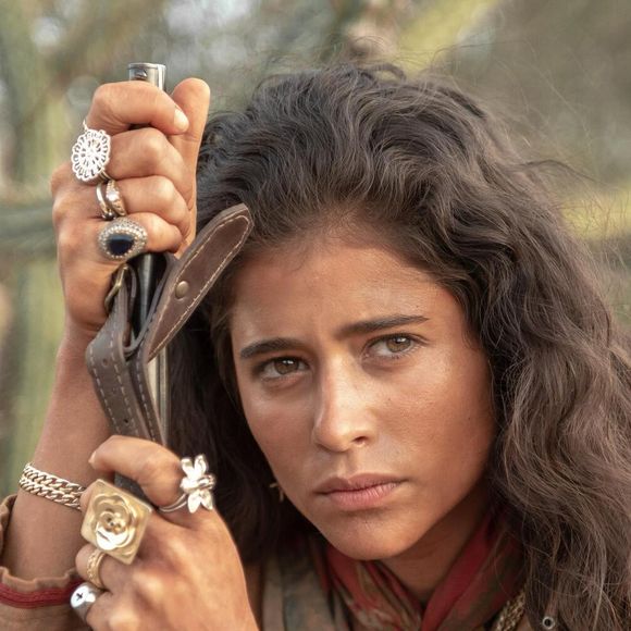 Isadora Cruz foi ao hospital durante gravações de 'Guerreiros do Sol'