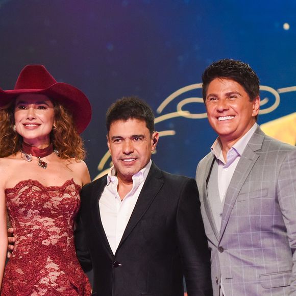 Outra convidada do show de Zezé Di Camargo foi Paula Fernandes, amiga de longa data do sertanejo