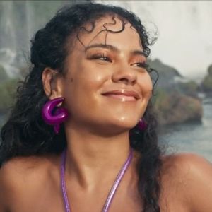 Estreia de Vale Tudo faz internet reconsiderar críticas a Bella Campos