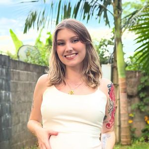 Câncer de Isabel Veloso: famosa da web admitiu sobre grave doença. 'Depois que o Arthur nasceu, já fiz dois raios-x para ver meu pulmão e o tumor que tenho no mediastino. E assim, não está legal'