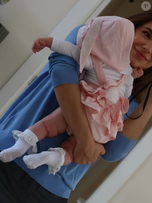 A roupinha da filha de Luan Santana e Jade Magalhães encantou internautas