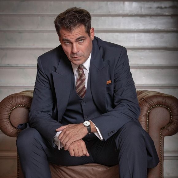 Atualmente com 48 anos, o ator Thiago Lacerda faz sucesso com sua beleza nas redes sociais, apesar de preferir a discrição