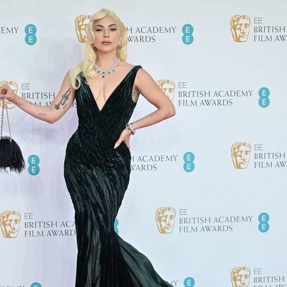 Antes e depois de Lady Gaga: 50 fotos que comprovam a evolução da moda e beleza da cantora desde 2005