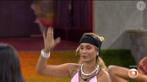 O embate entre Juliano Floss e Sarah Andrade movimentou o Sincerão do BBB 26. Com uma fala curta e objetiva, o influenciador ganhou elogios do público e virou assunto no X, antigo Twitter