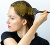 Idealmente, para um resultado perfeito, você deve fazer um teste em uma mecha antes (uma pequena seção do cabelo em uma área discreta).