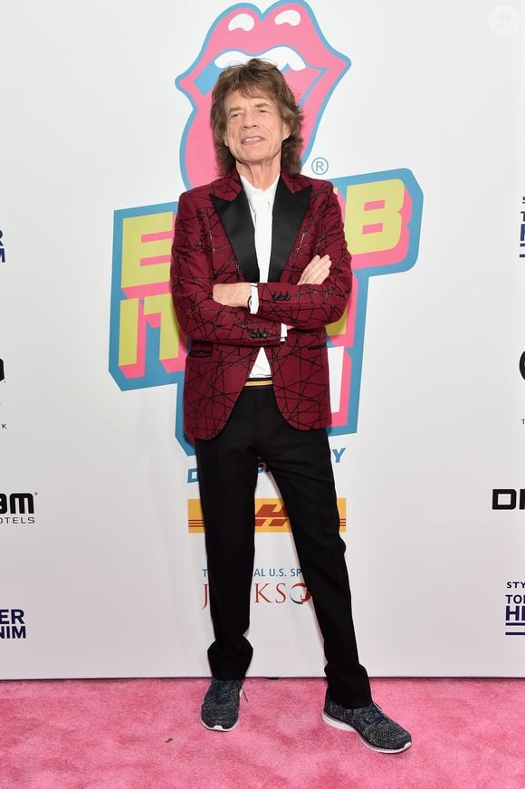 Longe de táticas como banheira com gelo ou sauna, Mick Jagger também tem adotado práticas saudáveis