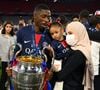 Ousmane Dembélé e Rima Edbouche são casados desde 2021 e são pais de uma filha, Naïma