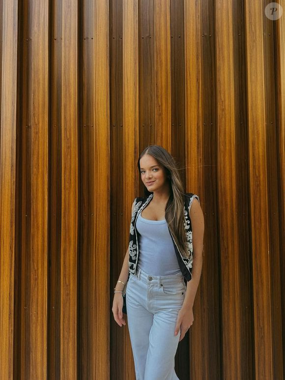 Rafaella Justus exibiu mais um look que incorpora a tendência em seu perfil no Instagram