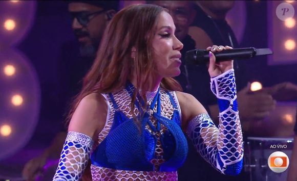 Web detona falta de comes e bebes em show de Anitta no 'BBB 25'