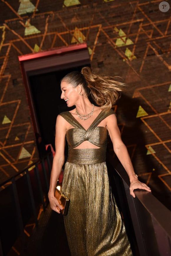 “Nunca começo o dia sem isso”, afirmou Gisele, que ganhou notoriedade por manter uma alimentação restrita desde que seu chef em Boston revelou, anos atrás, a dieta seguida por ela