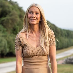 Aos 53 anos, Gwyneth Paltrow celebra aniversário deixando para trás a dieta paleolítica e adotando uma rotina mais leve e prazerosa