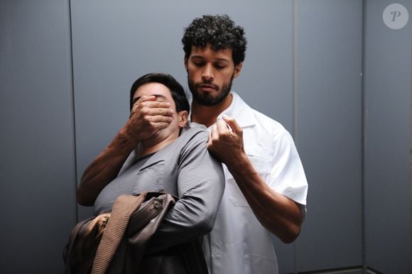 Hugo Resende na novela Cheias de Charme